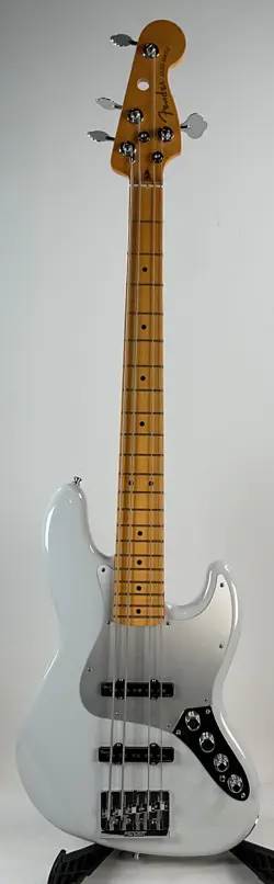 FENDER AMERICAN ULTRA II JBASS V ELECTRIC SOLIDBODY BASS GUITAR, AVALANCHE