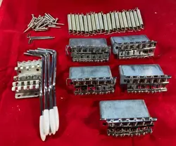 5 FENDER VINTAGE STYLE STRATOCASTER BRIDGE ASSEMBLY, CHROME, 5 BRIDGES