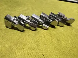 FENDER AMERICAN STANDARD TUNERS / TUNING MACHINES