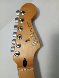 GUITAR NECK MAPLE/FENDER