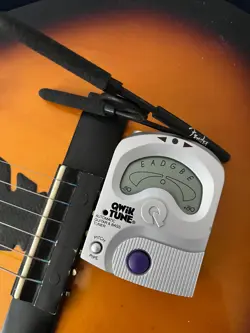 6-STRING A/E GUITARS