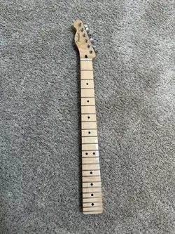 HEADSTOCK NECK MAPLE