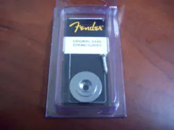 NEW - GENUINE FENDER STRING GUIDE FOR VINTAGE BASS, NICKEL - 099-4913-000