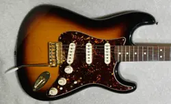 PLAYERS STRAT STRATOCASTER