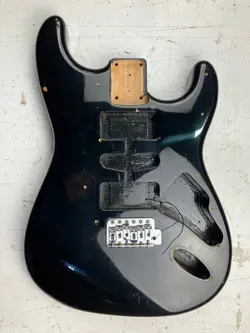 DAMAGED 80S E-SERIAL FENDER JAPAN ST ELECTRIC GUITAR BODY (BLACK)