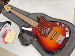 PERFORMER BASS SEYMOUR