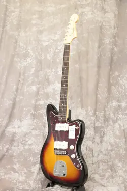 NEW FENDER MADE IN JAPAN TRADITIONAL 60S JAZZMASTER 3-COLOR SUNBURST FROM JAPAN