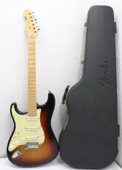 DELUXE STRATOCASTER 6-STRING
