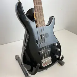 FENDER SQUIER BLACK