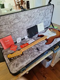 AMERICAN STRATOCASTER PROFESSIONAL
