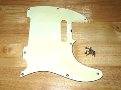 FENDER 1972 WHITE 3 PLY TELECASTER PICKGUARD
