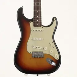 FENDER AMERICAN VINTAGE 62 STRATOCASTER THIN LACQUER   2009