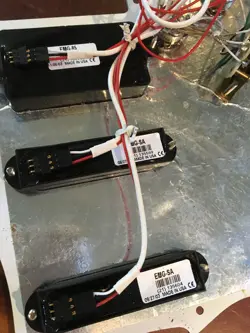 STRAT PICKUP ASSEMBLY