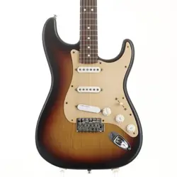 FENDER HIGHWAY 1 STRATOCASTER 3CS MODIFIED