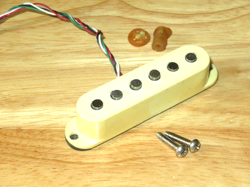 DIMARZIO AGED WHITE DP117 HS 3 STRATOCASTER PICKUP