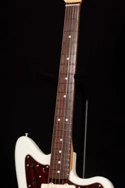 FENDER JAPAN TRADITIONAL 60S JAZZMASTER  OLYMPIC WHITE