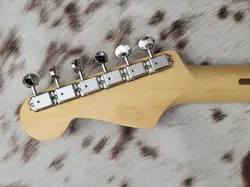 STRATOCASTER BUILD GUITAR