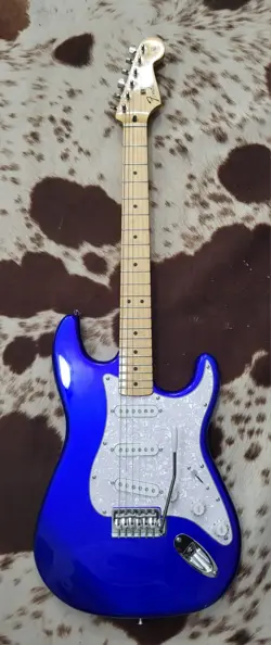 FENDER STRATOCASTER COBALT