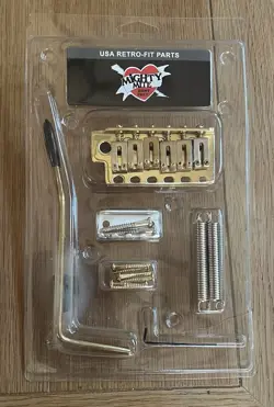 MIGHTY MITE FENDER STRATOCASTER TREMOLO BRIDGE BRASS SUSTAIN BLOCK NEW (1133)