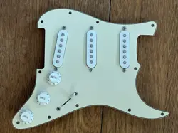 CUSTOM WIRED FENDER SQUIER AFFINITY STRAT STRATOCASTER PICKGUARD AGED WHITE