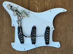 STRAT STRATOCASTER PICKGUARD