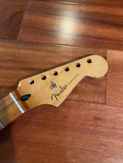 2021 FENDER PLAYER PLUS STRAT PAU FERRO/MAPLE NECK STRATOCASTER 12