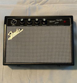 65 TWIN-AMP COMBO