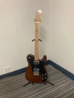 TELECASTER DELUXE