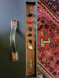 COMBO AMPLIFIER FENDER