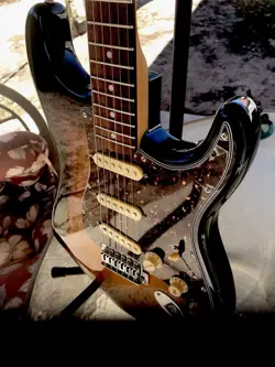 BEAUTIFUL STRATOCASTER.   UPGRADED.  PERFECT CONDITION