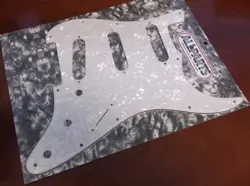 NEW PICKGUARD FOR FENDER STANDARD STRAT, 11-HOLE, 3-PLY - WHITE PEARLOID