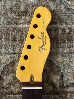 TELE NECK 22