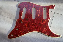 USA PICKGUARD STRAT
