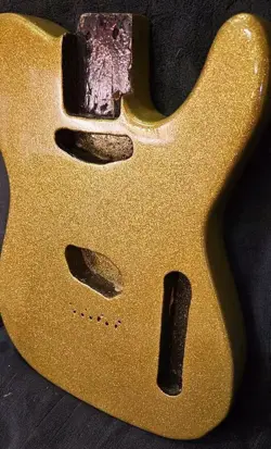 TELECASTER-STYLE GUITAR