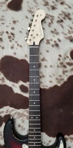 SQUIER STRATOCASTER RELIC