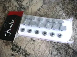 STAGGERED TUNING MACHINE