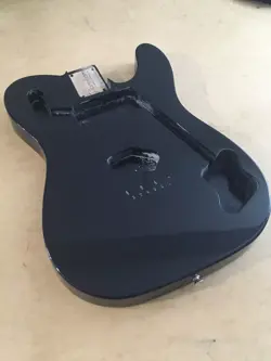 CUSTOM BODY BLACK
