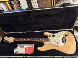 AMERICAN SERIES STRATOCASTER  NATURAL ASH