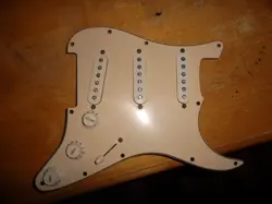 STANDARD STRAT LOADED