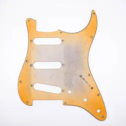 AGP  STRATOCASTER  AGED RELIC SINGLE COIL SSS GUITAR PICKGUARD #722452