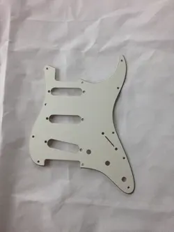 GUITAR PARTS FOR US FENDER 62' STRAT 11 SCREW GUITAR PICKGUARD, PARCHMENT