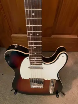 SQUIER CLASSIC VIBE 60'S TELECASTER CUSTOM - SUNBURST , FENDER YOSEMITE PICKUPS!