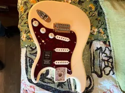 MIM FENDER ALNICO 5 ALDER STRAT LOADED BODY OLYMPIC WHITE SSS ELECTRIC GUITAR