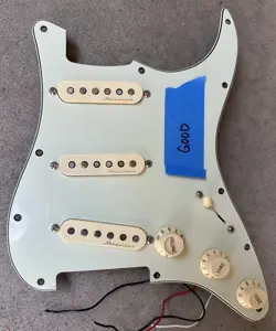 GENUINE FENDER LOADED PICKGUARD NOISELESS STRATOCASTER SSS S1 SWITCHING