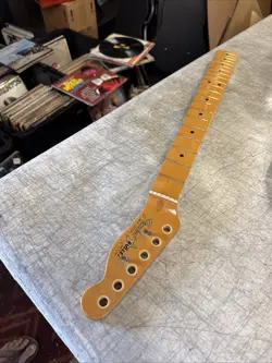 1983 FENDER USA