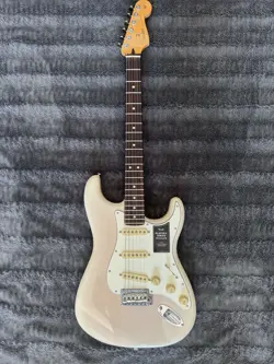 GUITAR ROSEWOOD WHITE