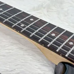 STRATOCASTER VINTAGE FROM