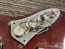 FENDER 1979 JAZZ BASS VINTAGE 4.34KG