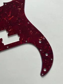 PICKGUARD FIT