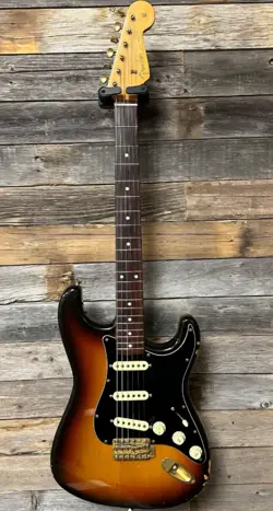 VINTAGE RELIC 1993 FENDER STRATOCASTER ELECTRIC GUITAR MADE IN JAPAN - SUNBURST